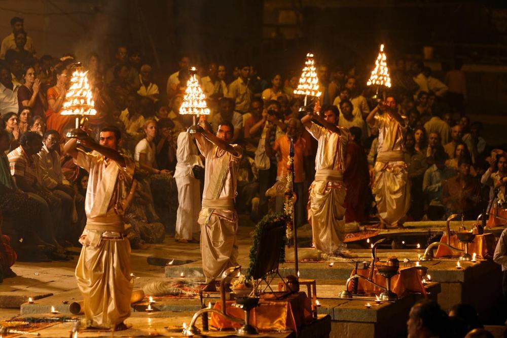 ganga-aarti-at-Dashashwamedh-gaht.jpg